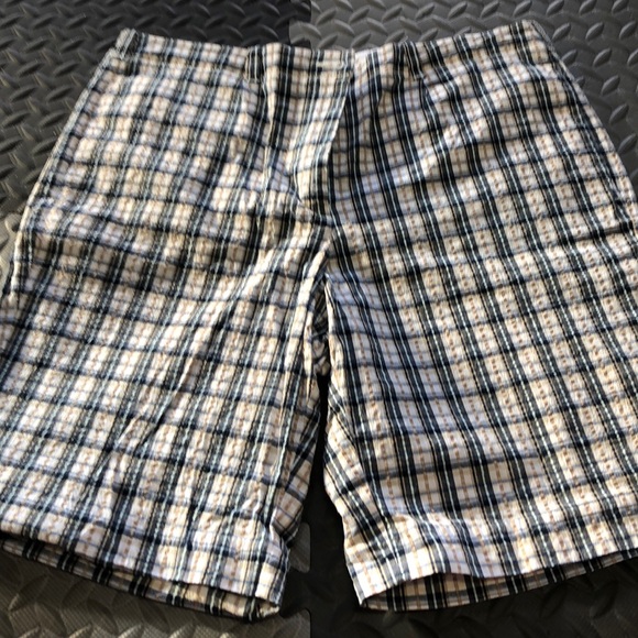 Shorts - Picture 2 of 2